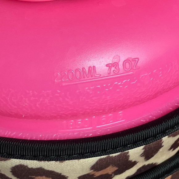 Hydrojug Pink Water Bottle with Leopard Print Sleeve - Picture 6 of 6